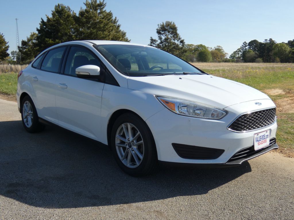 2015 Ford Focus Image 4