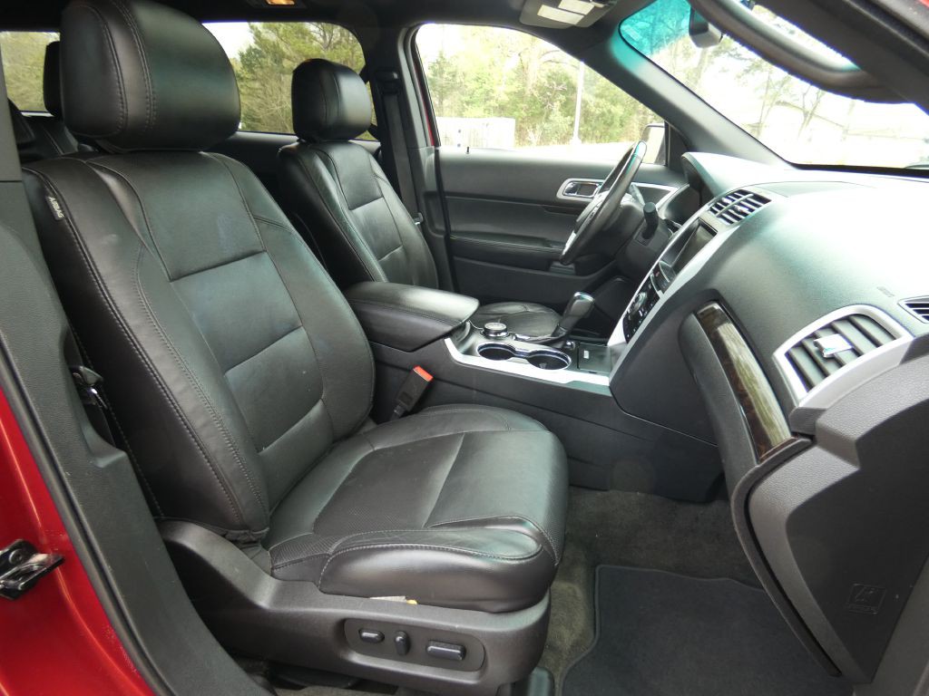 2014 Ford Explorer Image 12