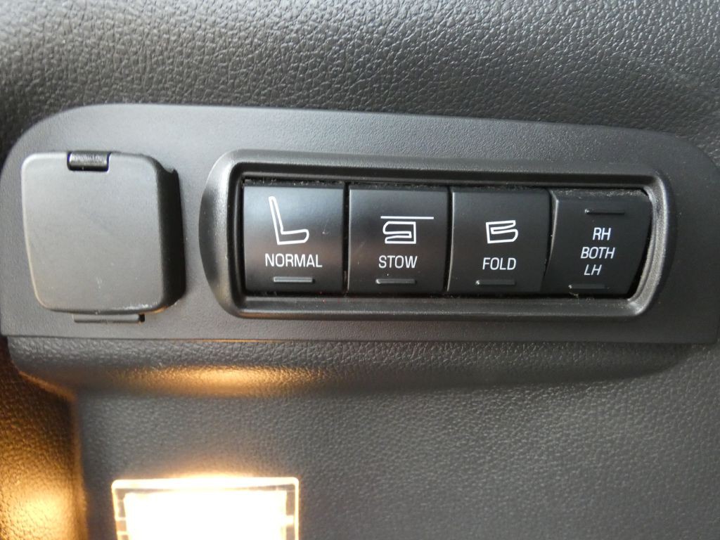 2014 Ford Explorer Image 17