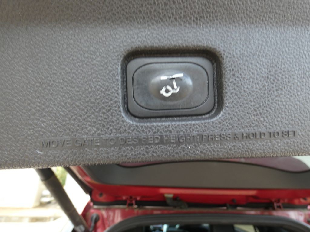 2014 Ford Explorer Image 18