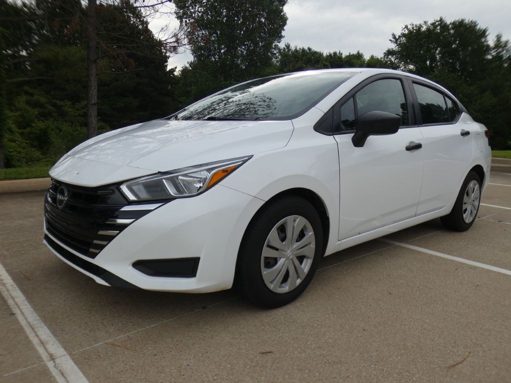 2024 Nissan Versa Image 6
