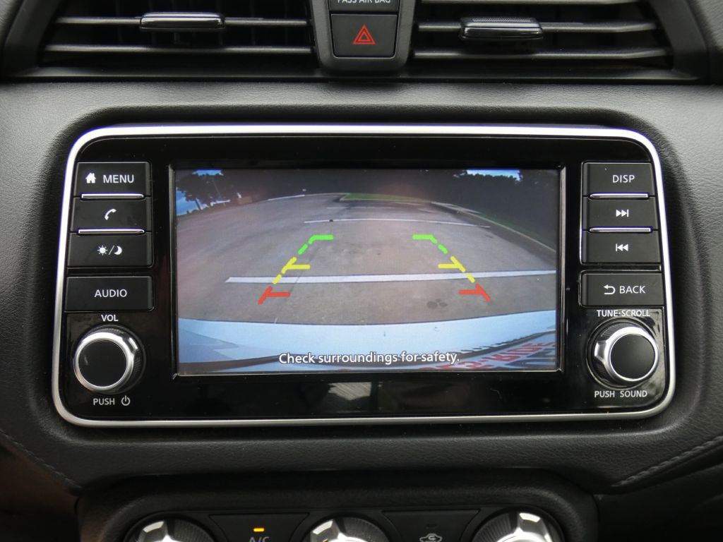 2024 Nissan Versa Image 10