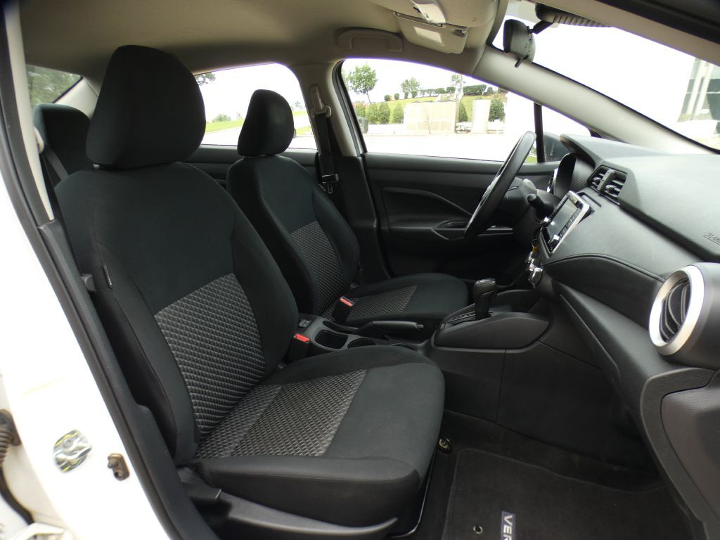 2024 Nissan Versa Image 12