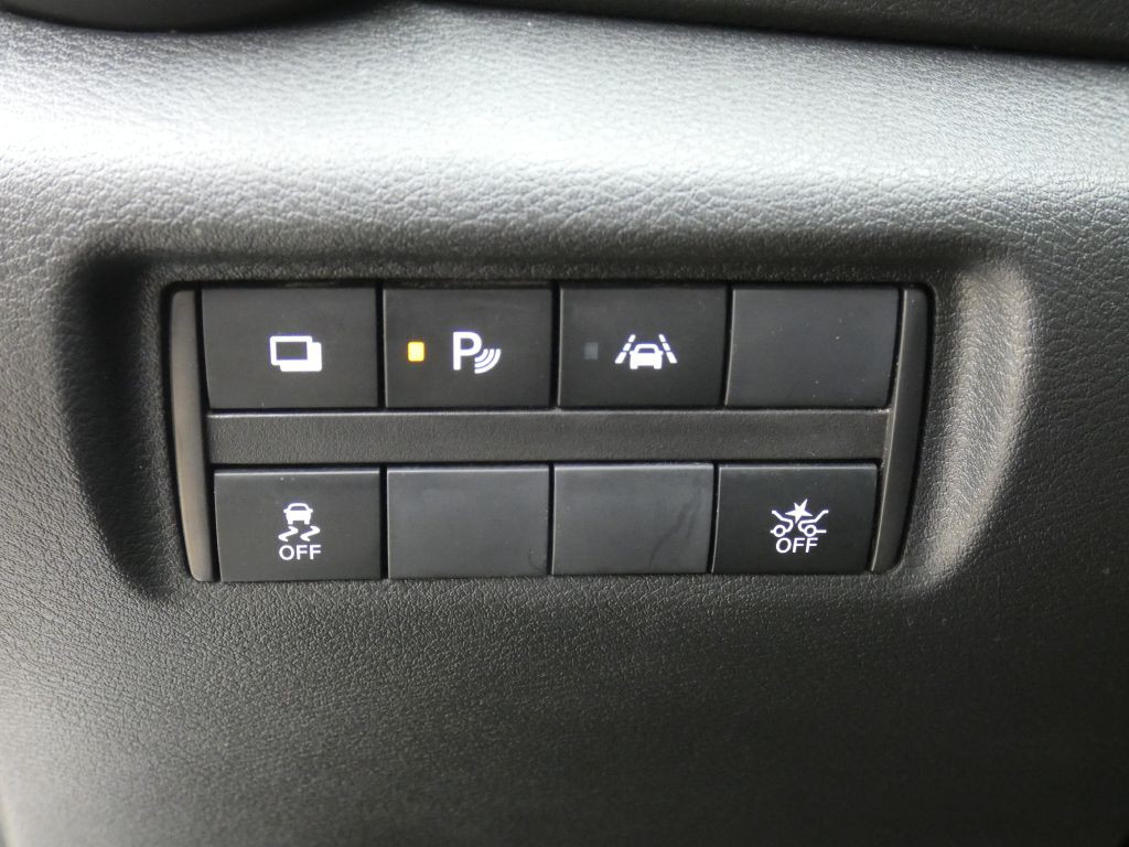 2024 Nissan Versa Image 16