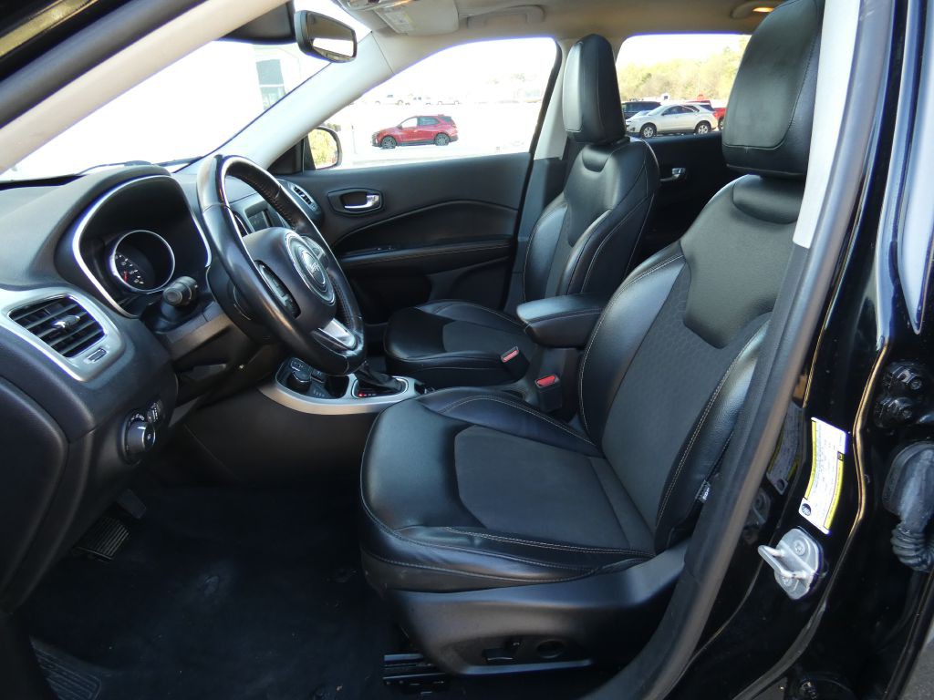 2019 Jeep Compass Image 11