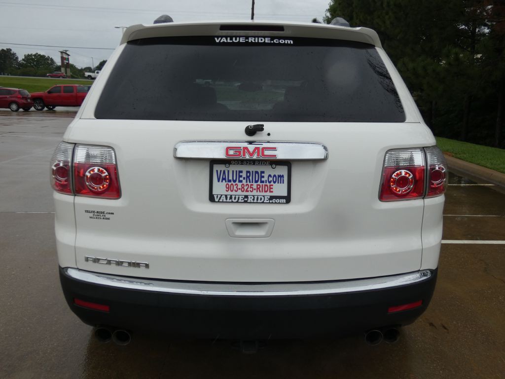 2012 GMC Acadia Image 2
