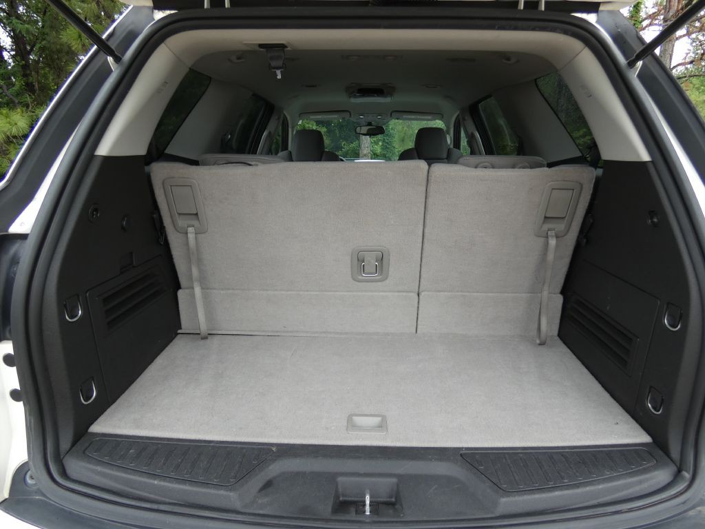 2012 GMC Acadia Image 16