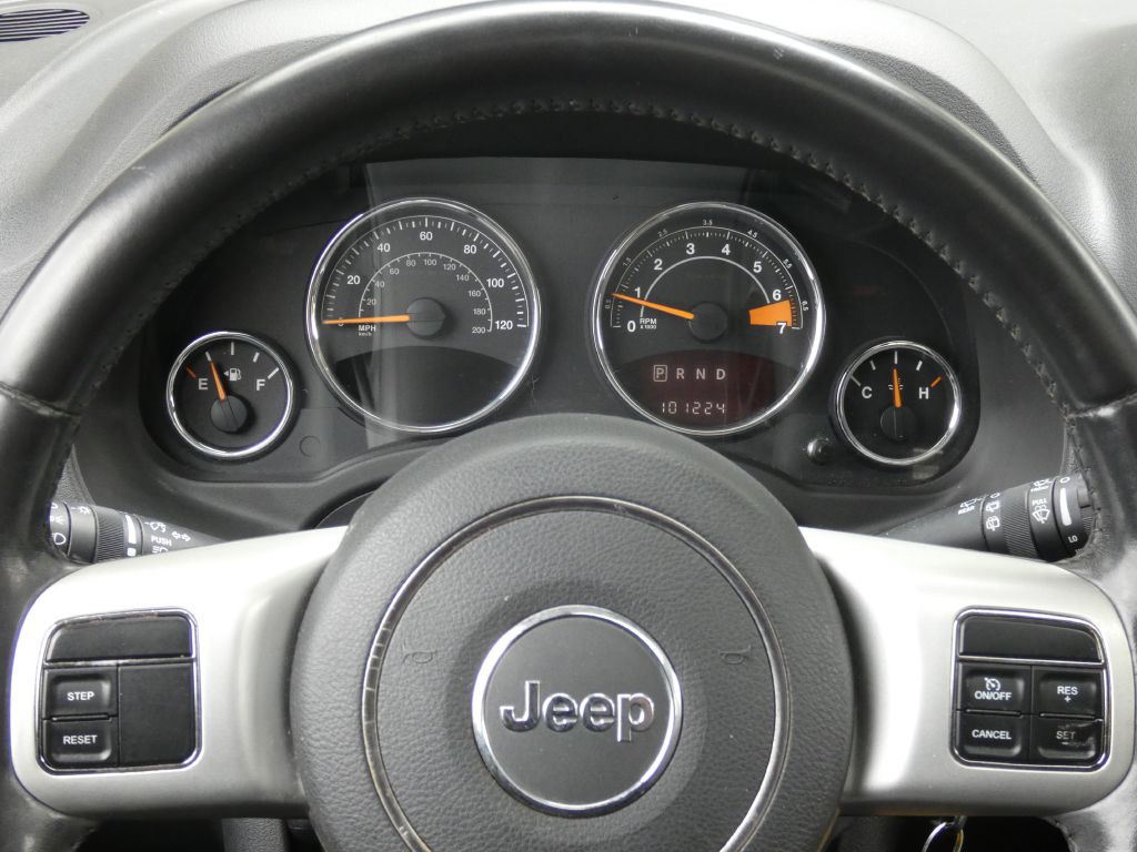 2016 Jeep Compass Image 9