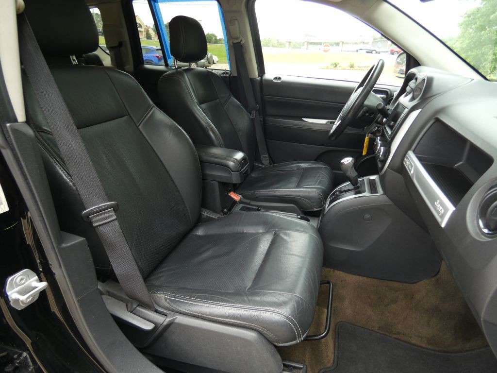 2016 Jeep Compass Image 12