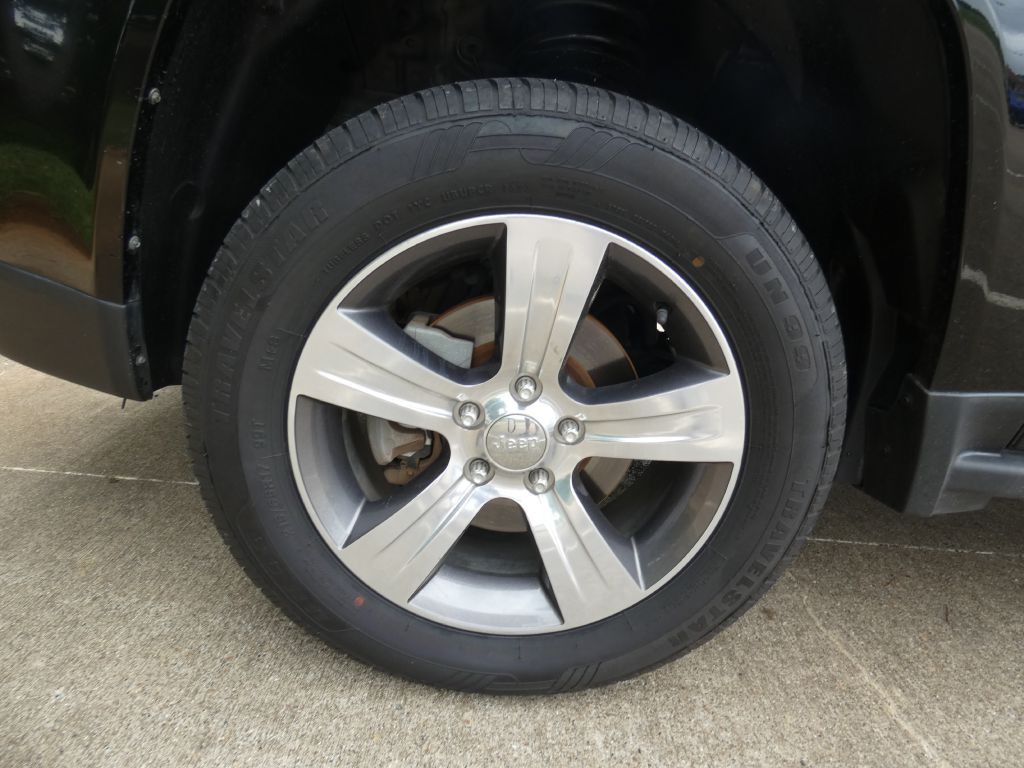 2016 Jeep Compass Image 19