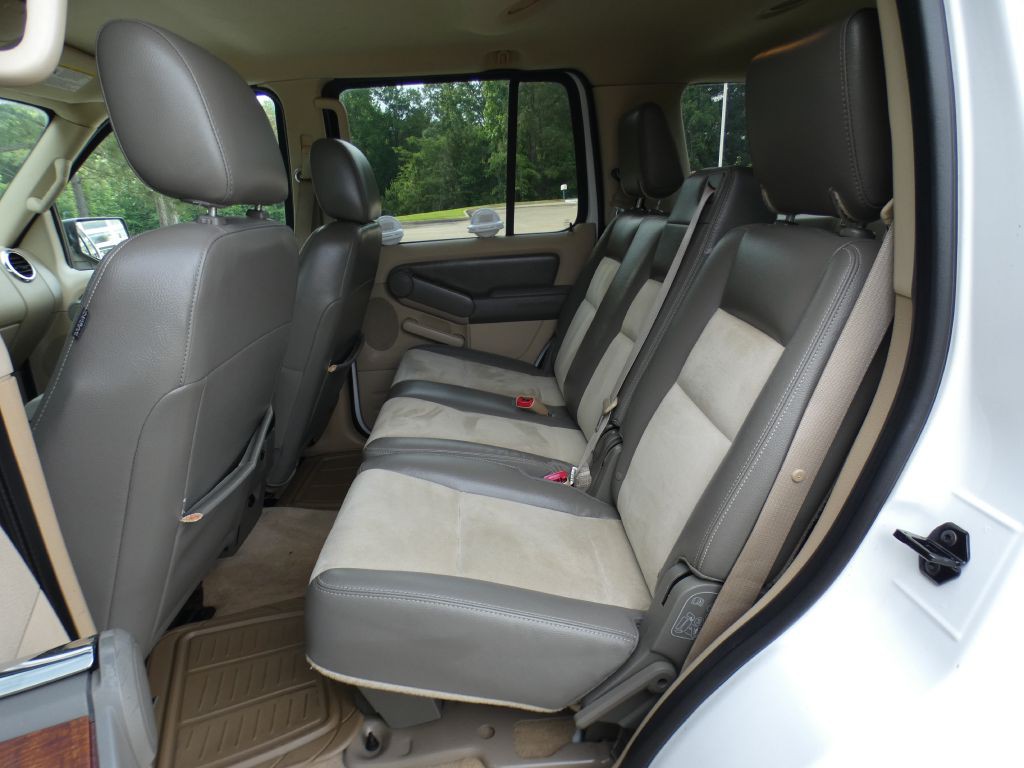 2006 Ford Explorer Image 13