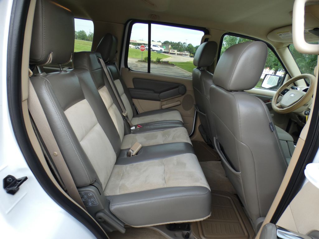 2006 Ford Explorer Image 14