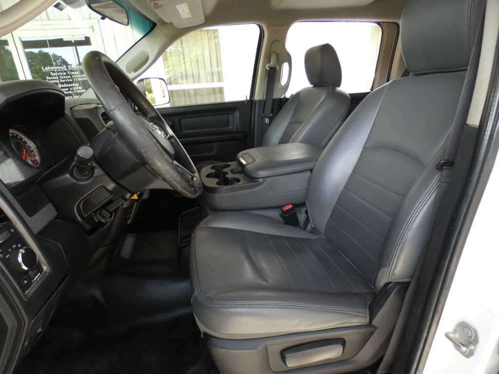 2017 RAM 1500 Image 11