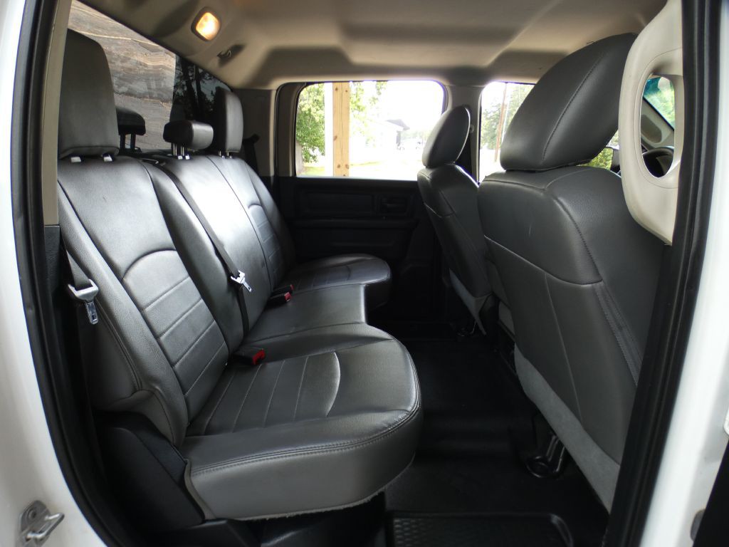 2017 RAM 1500 Image 14