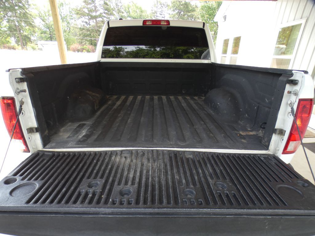 2017 RAM 1500 Image 18