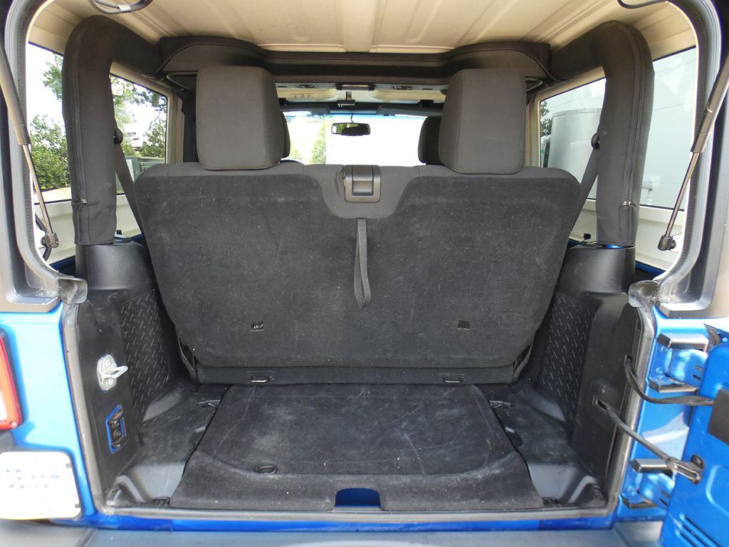 2016 Jeep Wrangler Image 14