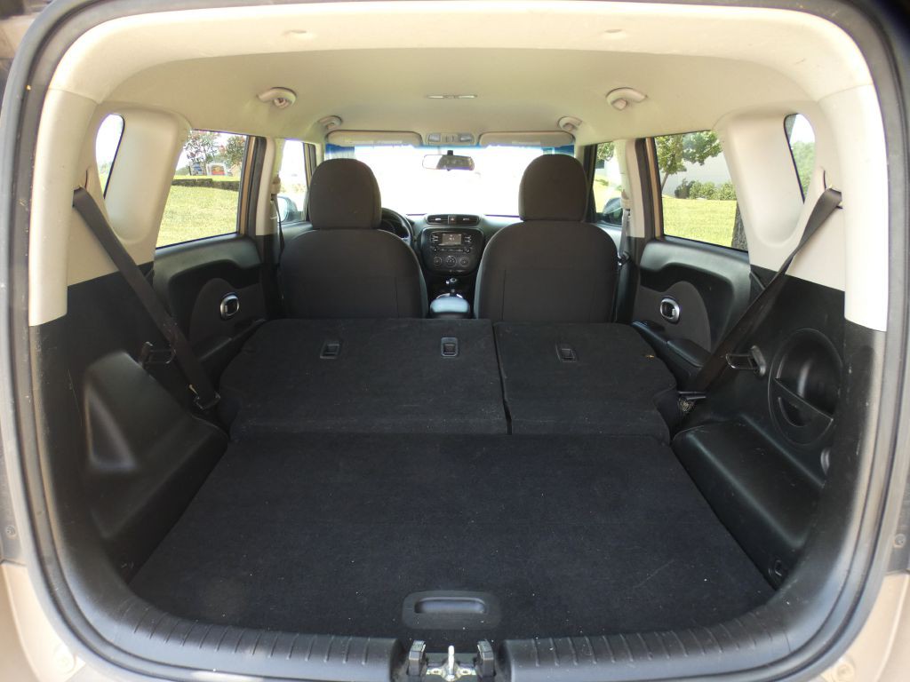 2016 Kia Soul Image 16
