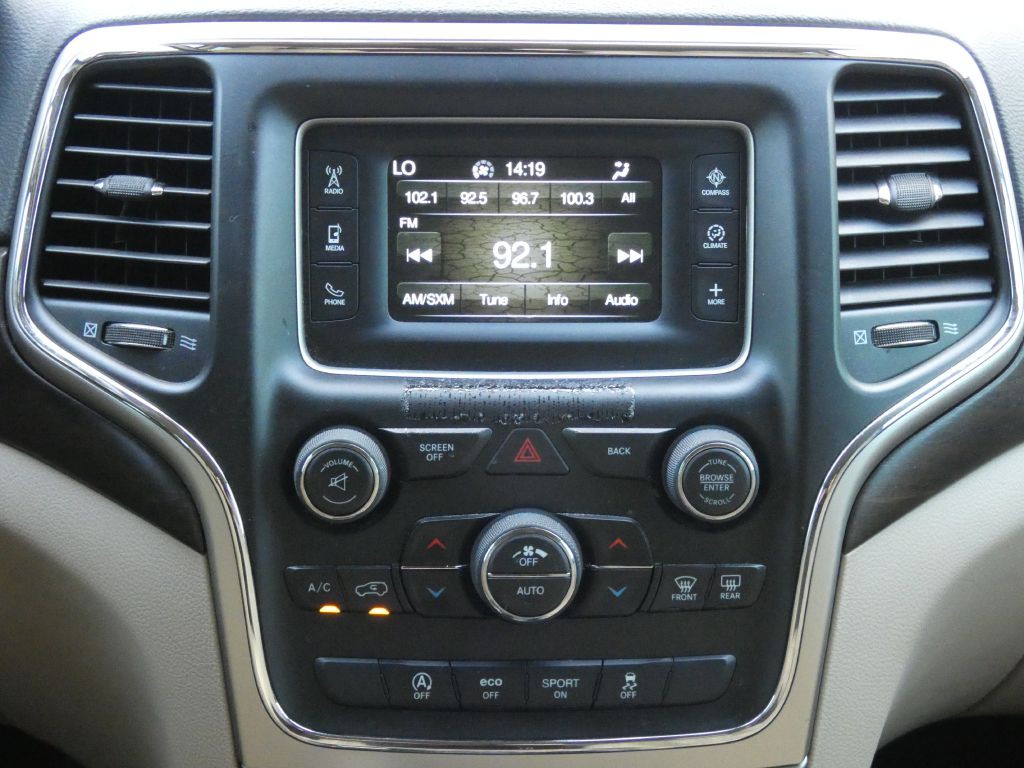 2016 Jeep Grand Cherokee Image 8