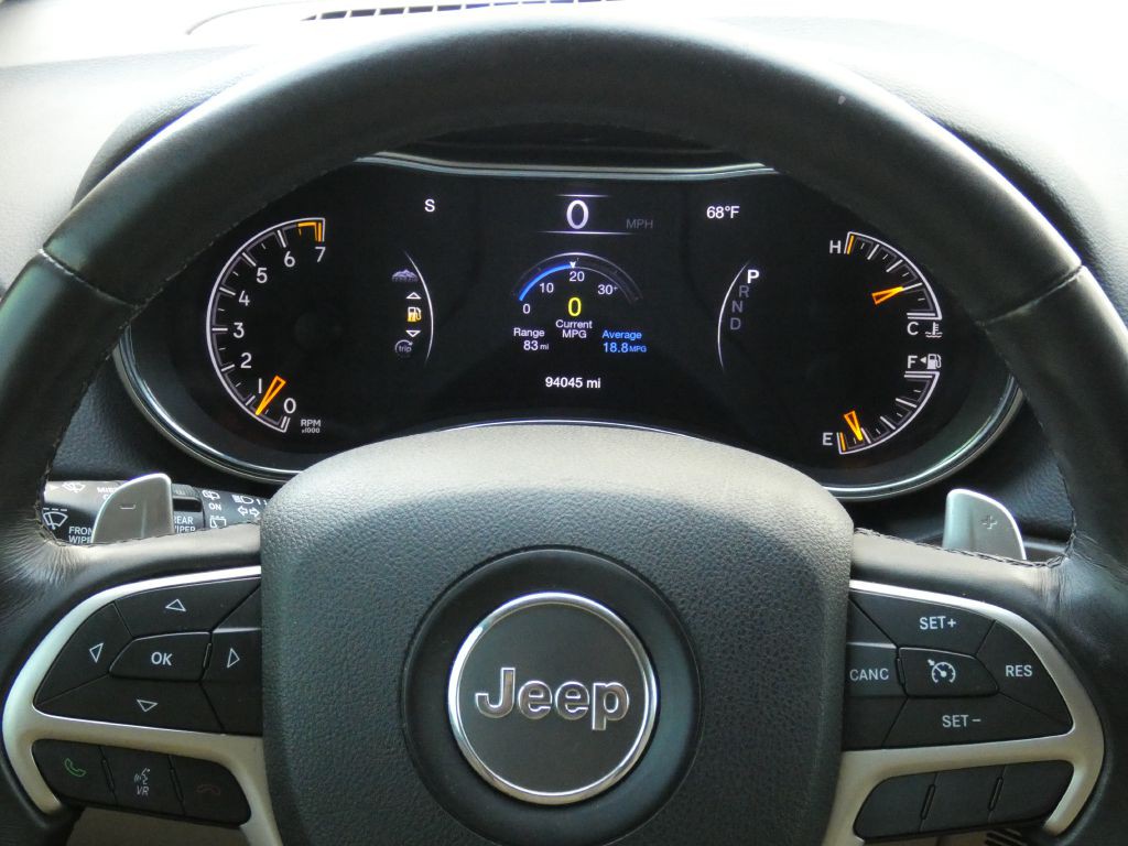 2016 Jeep Grand Cherokee Image 9
