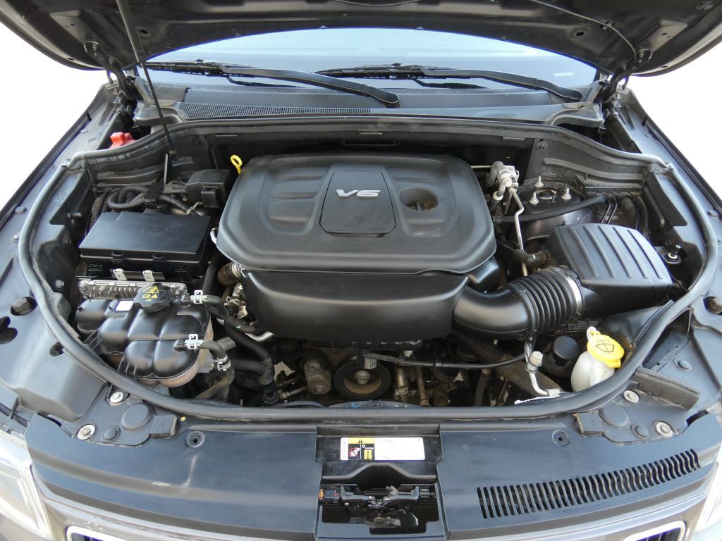 2016 Jeep Grand Cherokee Image 21