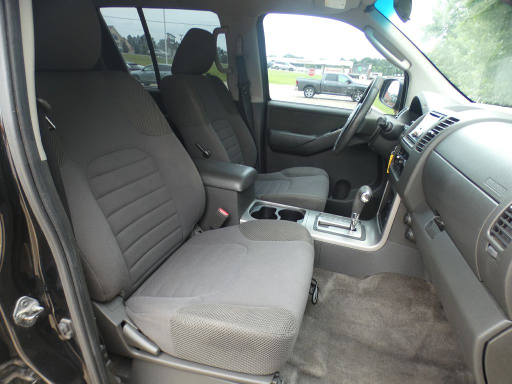 2012 Nissan Pathfinder Image 12