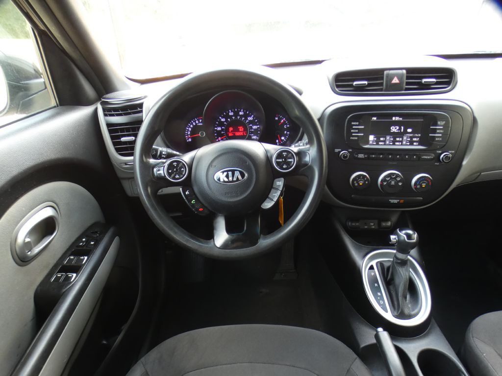 2017 Kia Soul Image 7