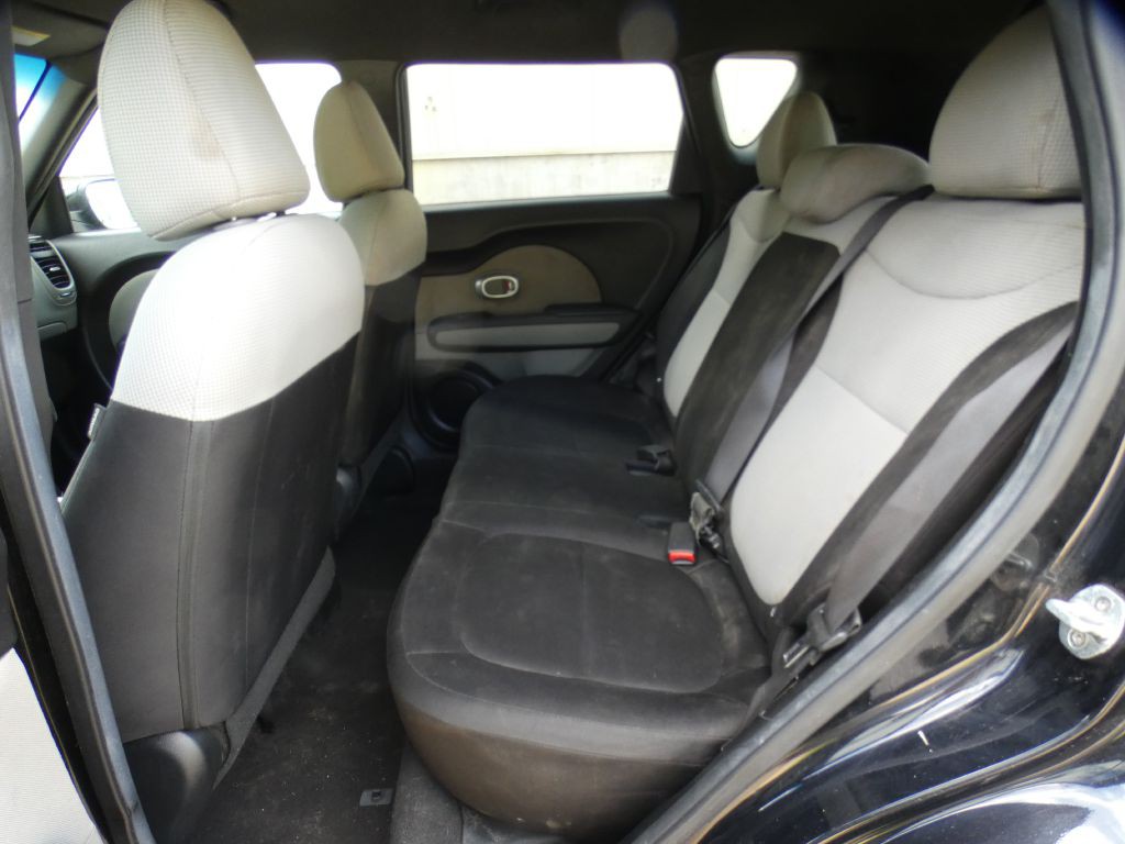 2017 Kia Soul Image 13