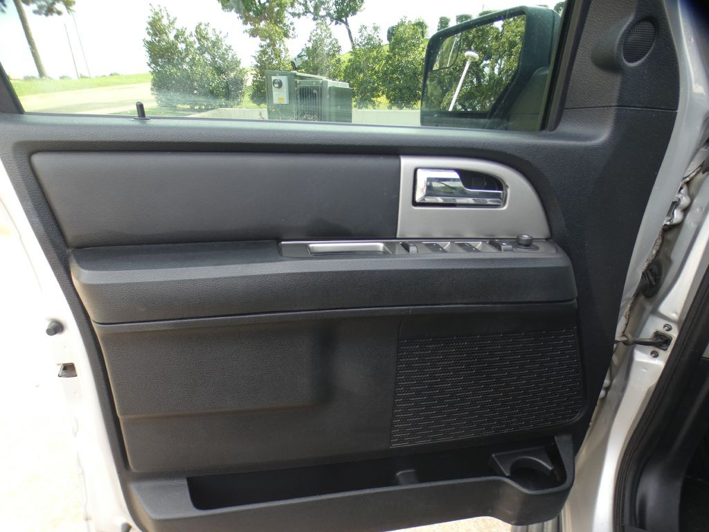 2016 Ford Expedition Image 10