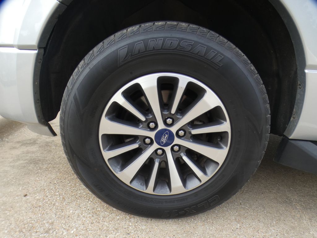 2016 Ford Expedition Image 22
