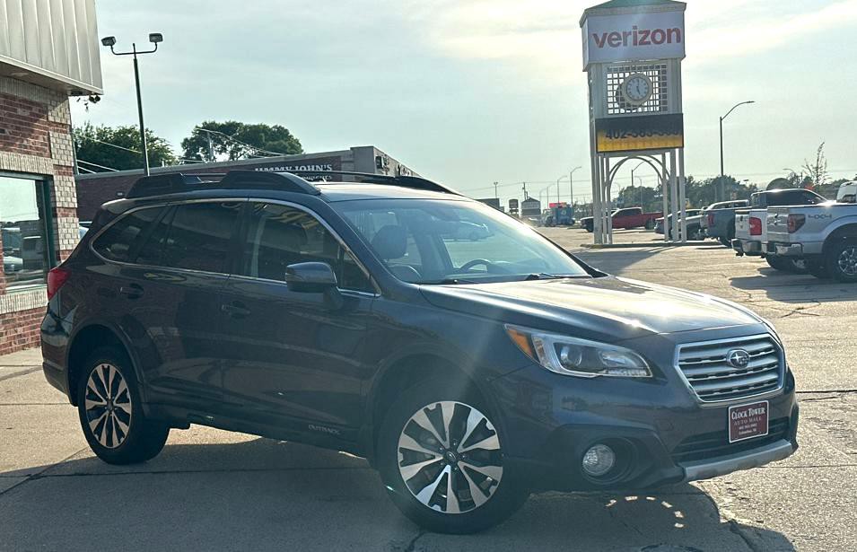 2017 Subaru Outback Image 2