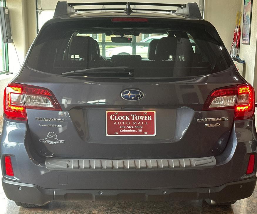 2017 Subaru Outback Image 3