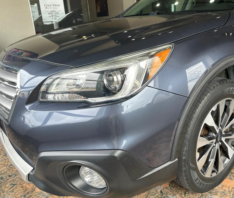 2017 Subaru Outback Image 8