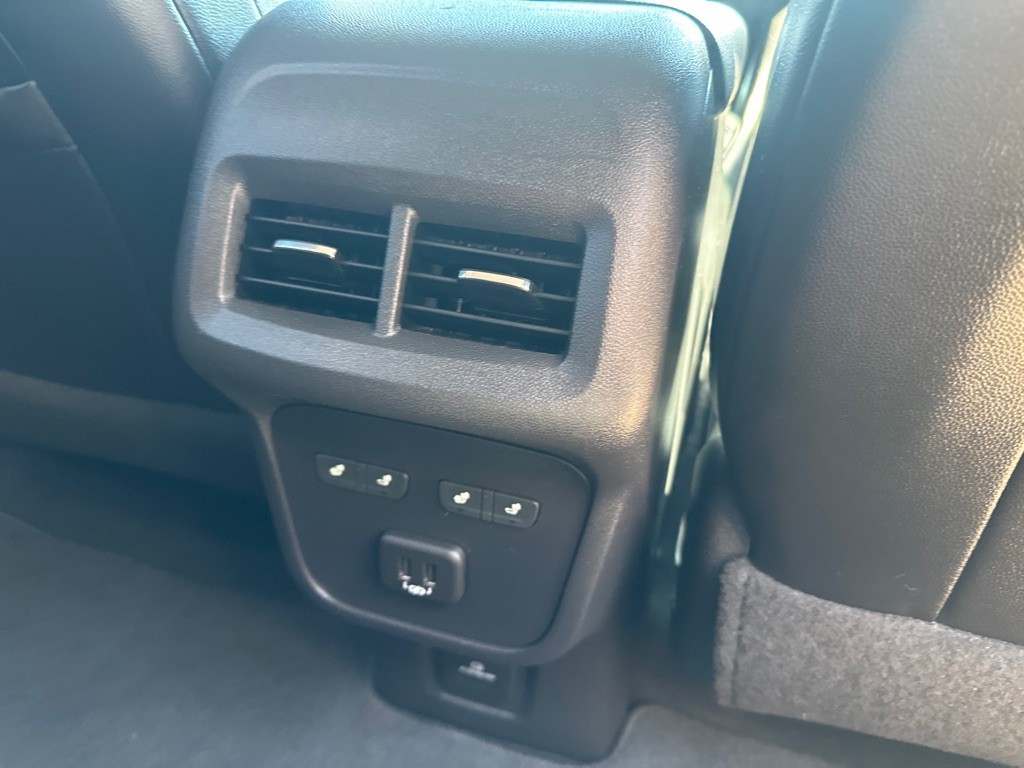 2021 Chevrolet Equinox Image 9