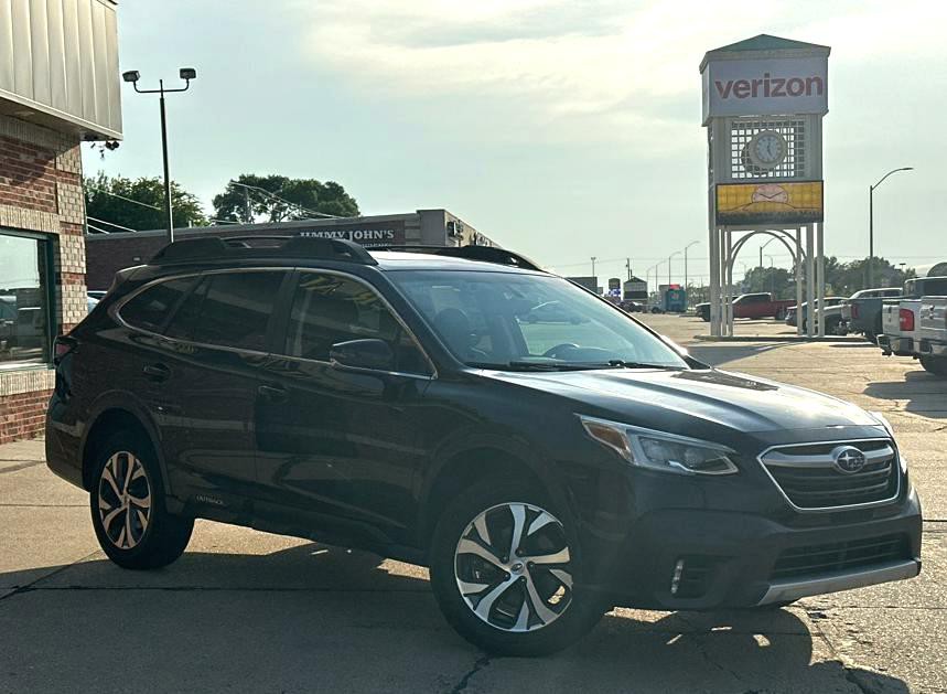 2021 Subaru Outback Image 2