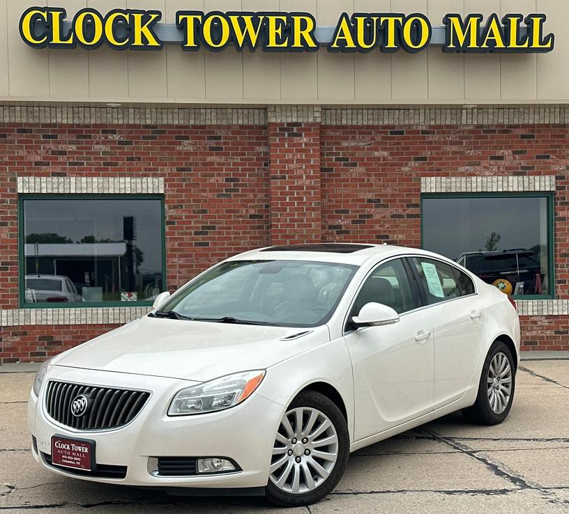 2012 Buick Regal Image 1