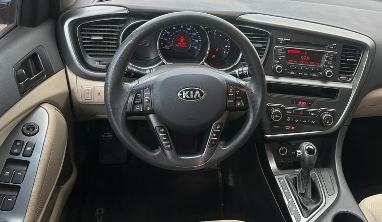 2013 Kia Optima Image 3