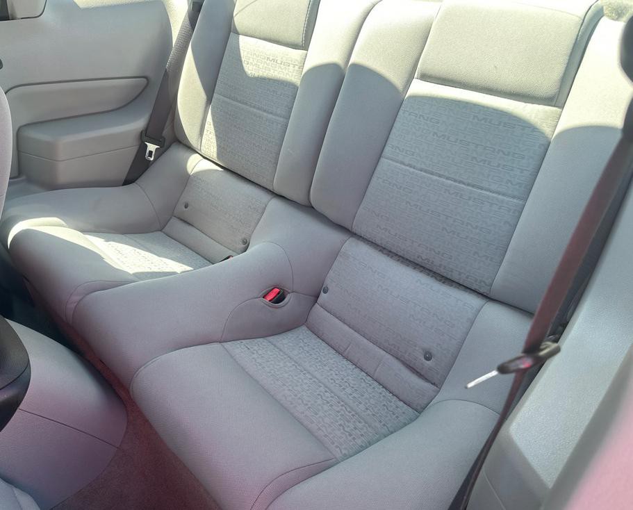 2006 Ford Mustang Image 7