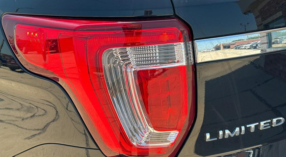 2019 Ford Explorer Image 9