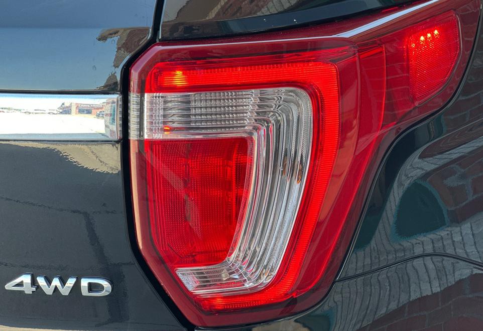 2019 Ford Explorer Image 11