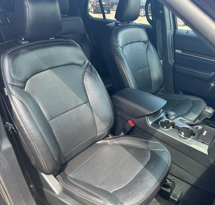 2019 Ford Explorer Image 19