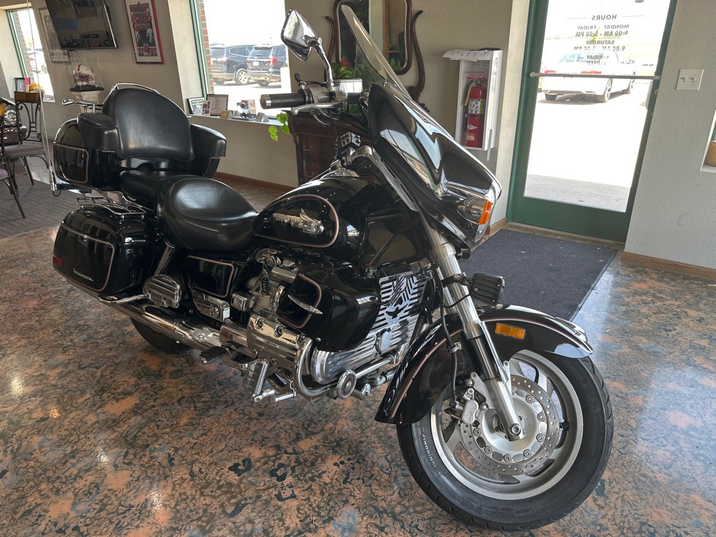 1999 Honda Valkyrie Image 1
