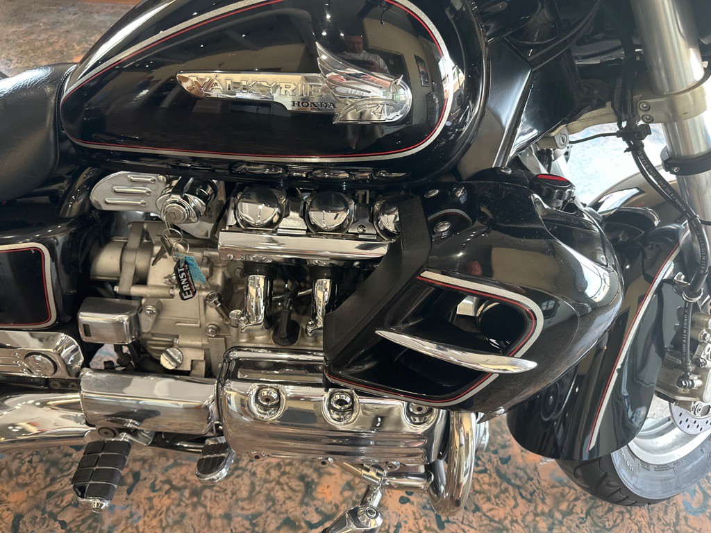 1999 Honda Valkyrie Image 3