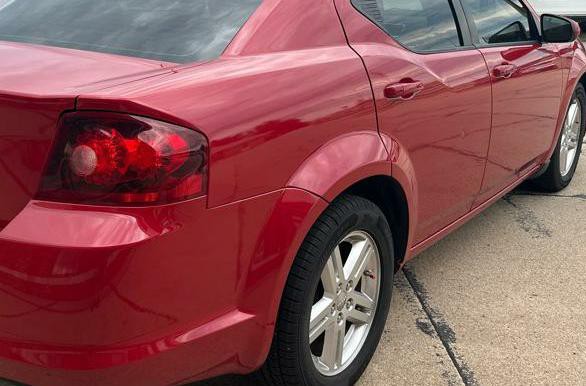 2011 Dodge Avenger Image 6