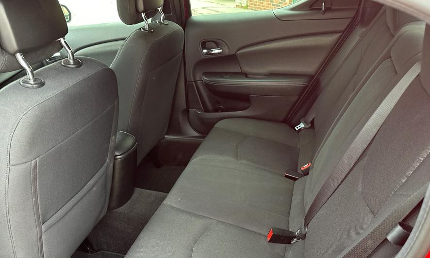 2011 Dodge Avenger Image 14
