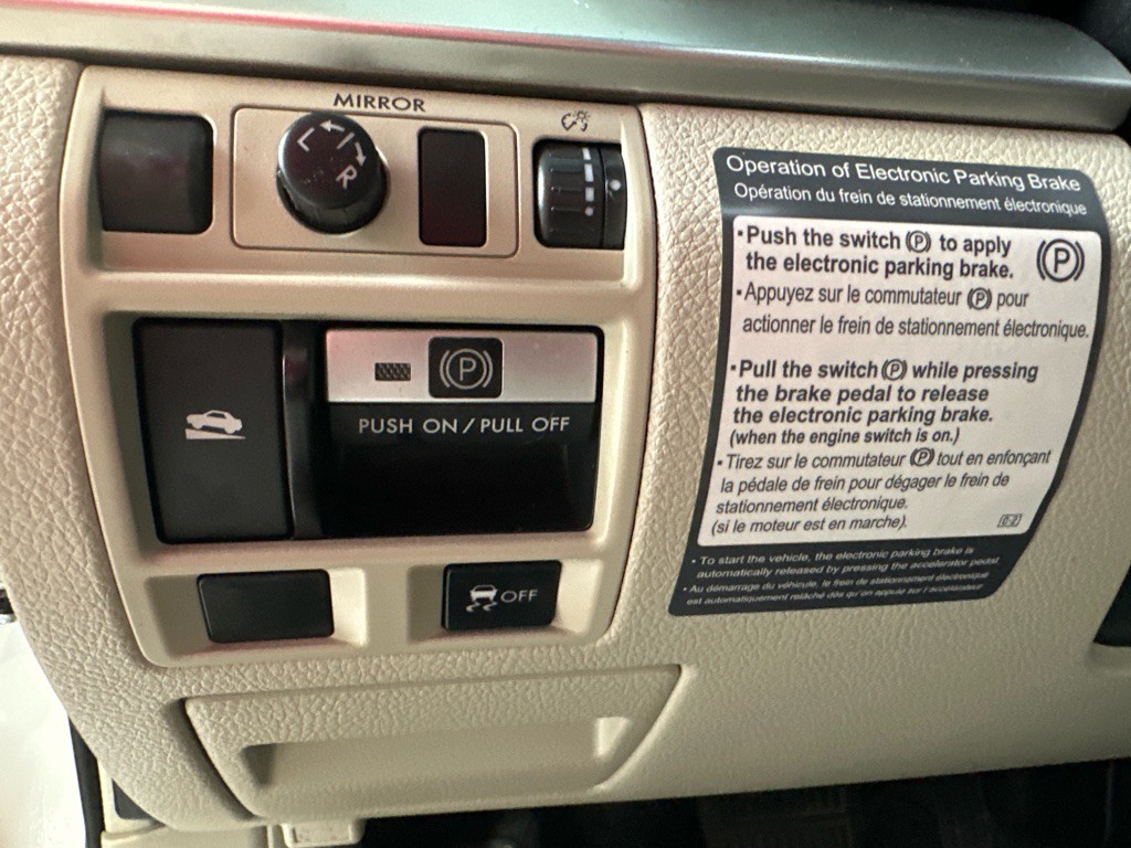 2011 Subaru Outback Image 21