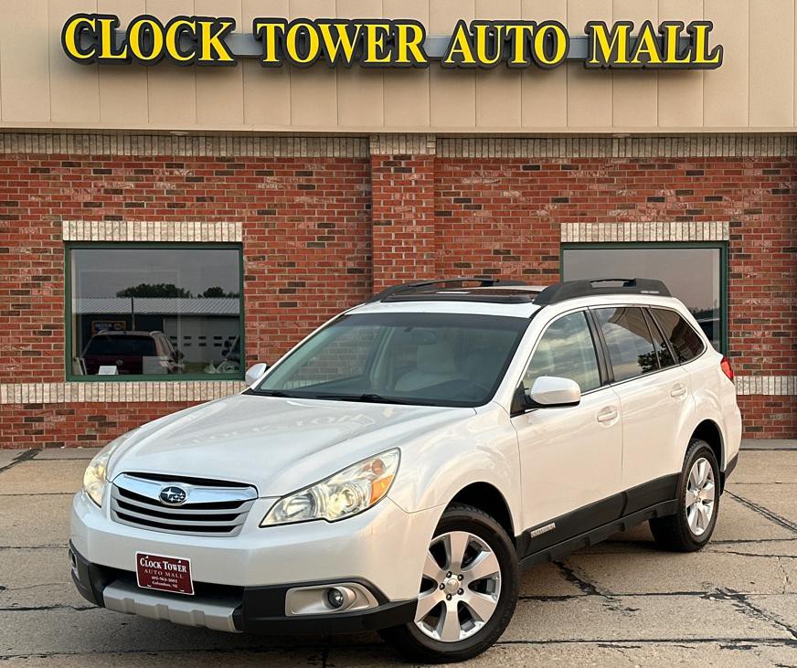 2011 Subaru Outback Image 1