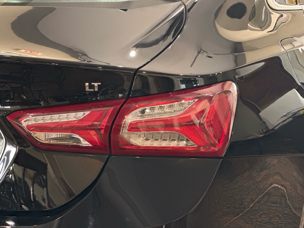 2021 Chevrolet Malibu Image 9