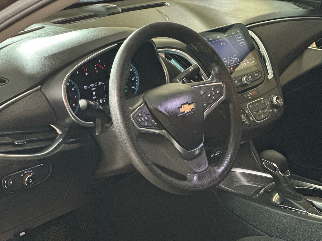 2021 Chevrolet Malibu Image 20