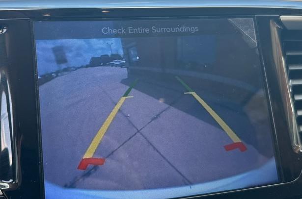 2017 Chrysler Pacifica Image 25