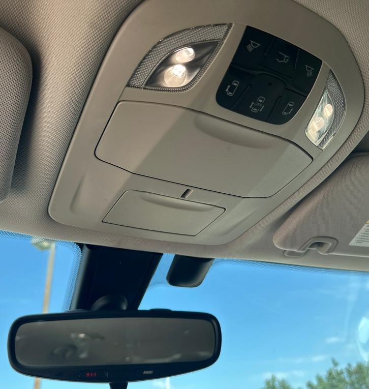 2017 Chrysler Pacifica Image 26